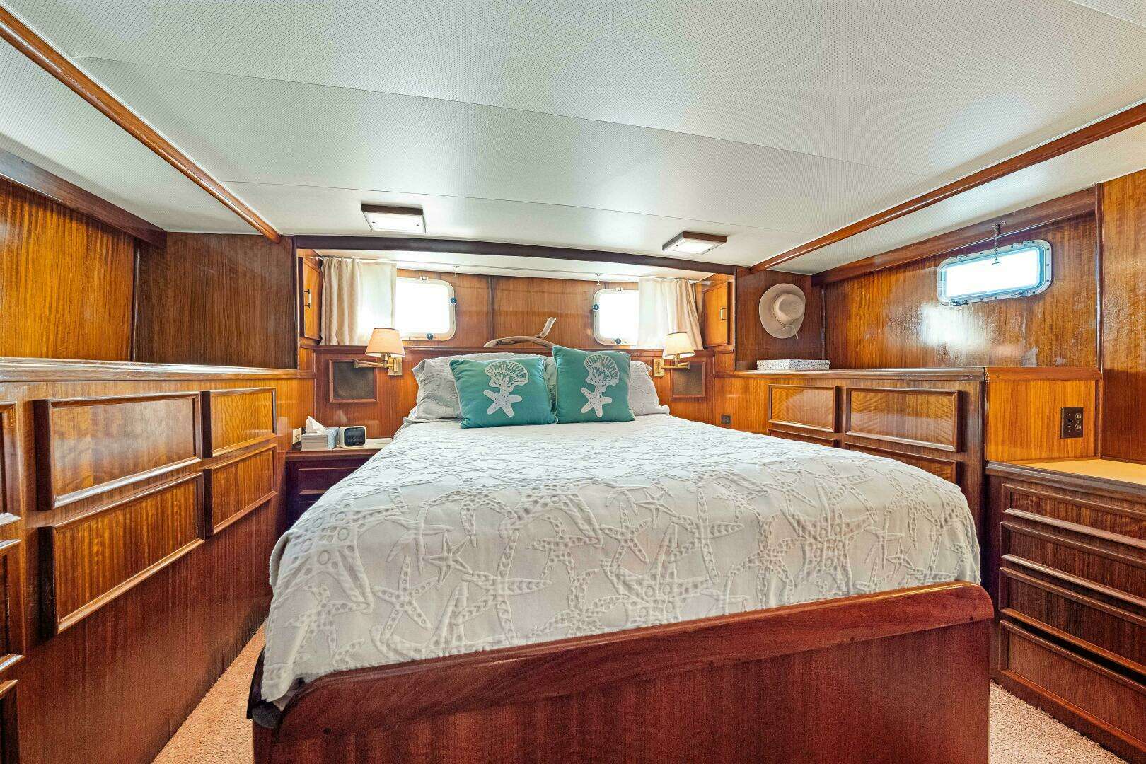 1979 Hatteras 53 Classic - Image 53