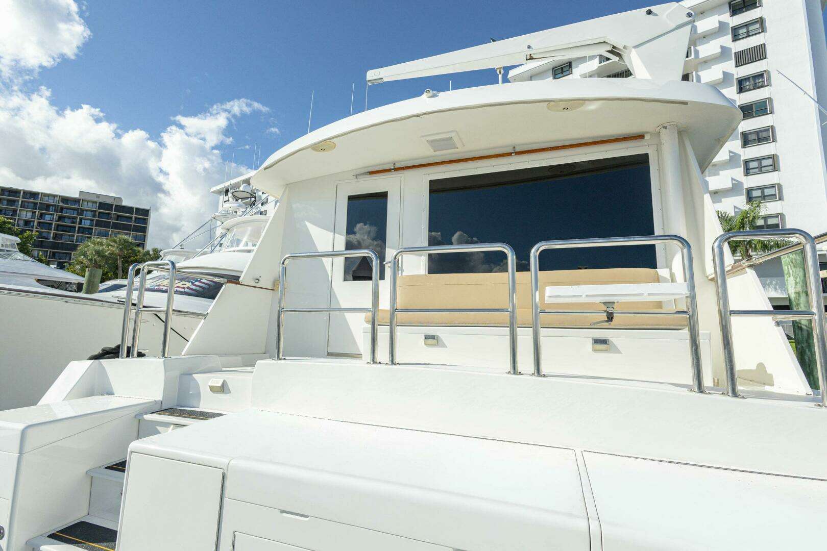 1989 Hatteras Cockpit Motor Yacht - Image 44
