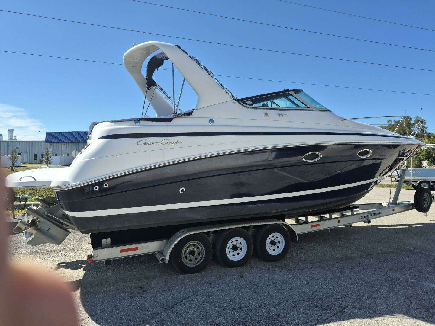 2003 Chris-Craft 328 Express Cruiser - Image 4