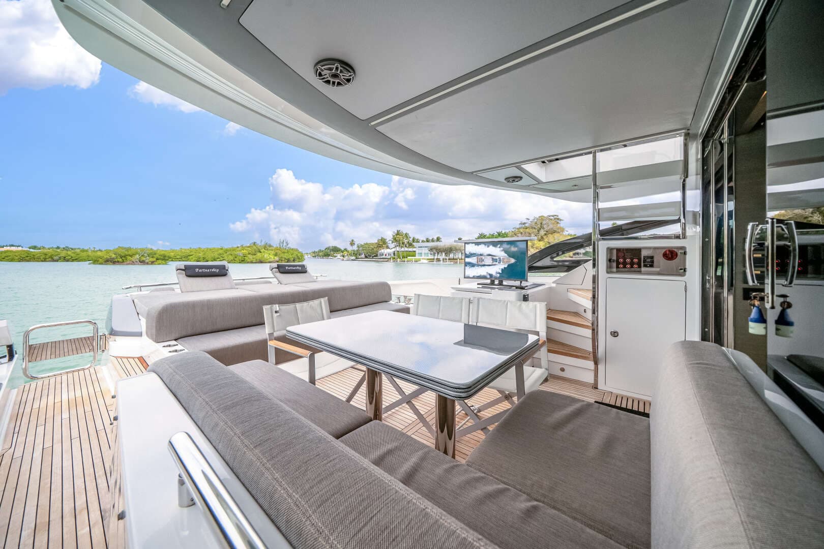 2020 Azimut S8 - Image 24