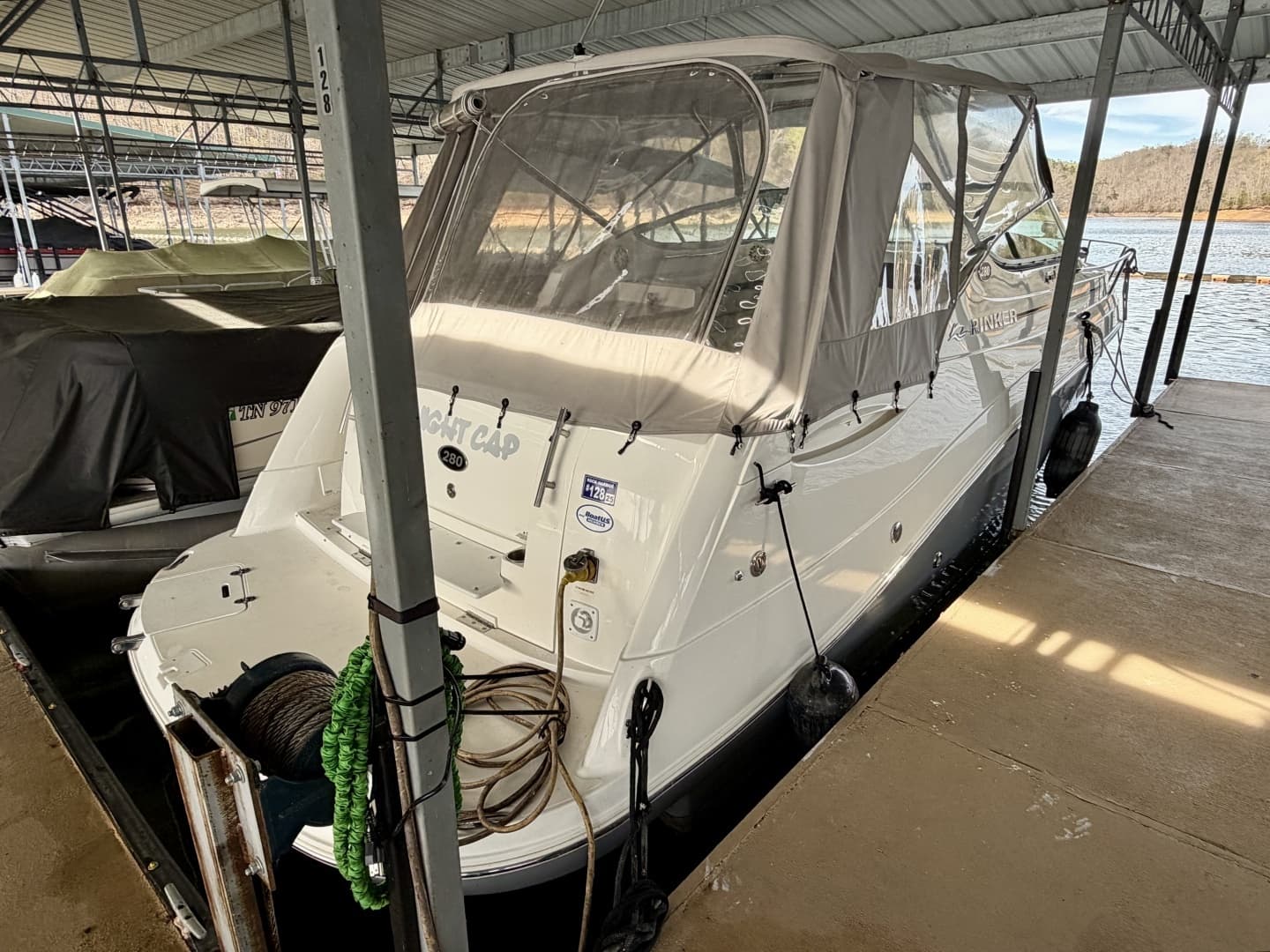 2008 Rinker 280 Express Cruiser - Image 14