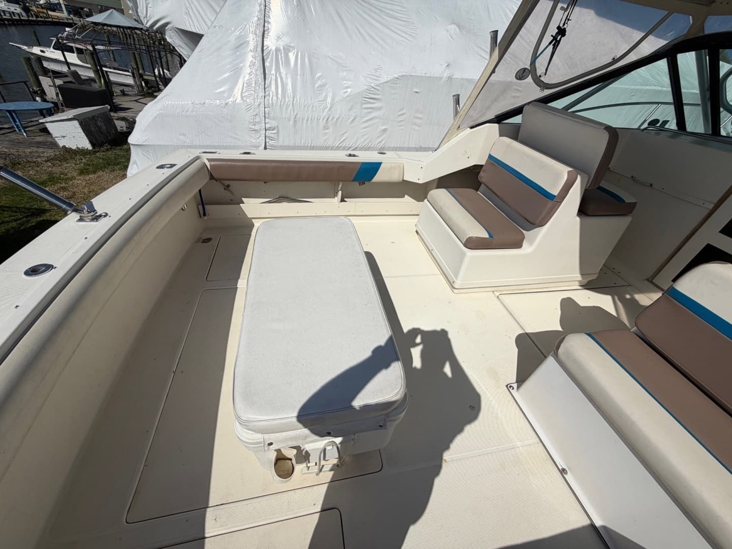 1997 Pursuit 3100 Express - Image 8