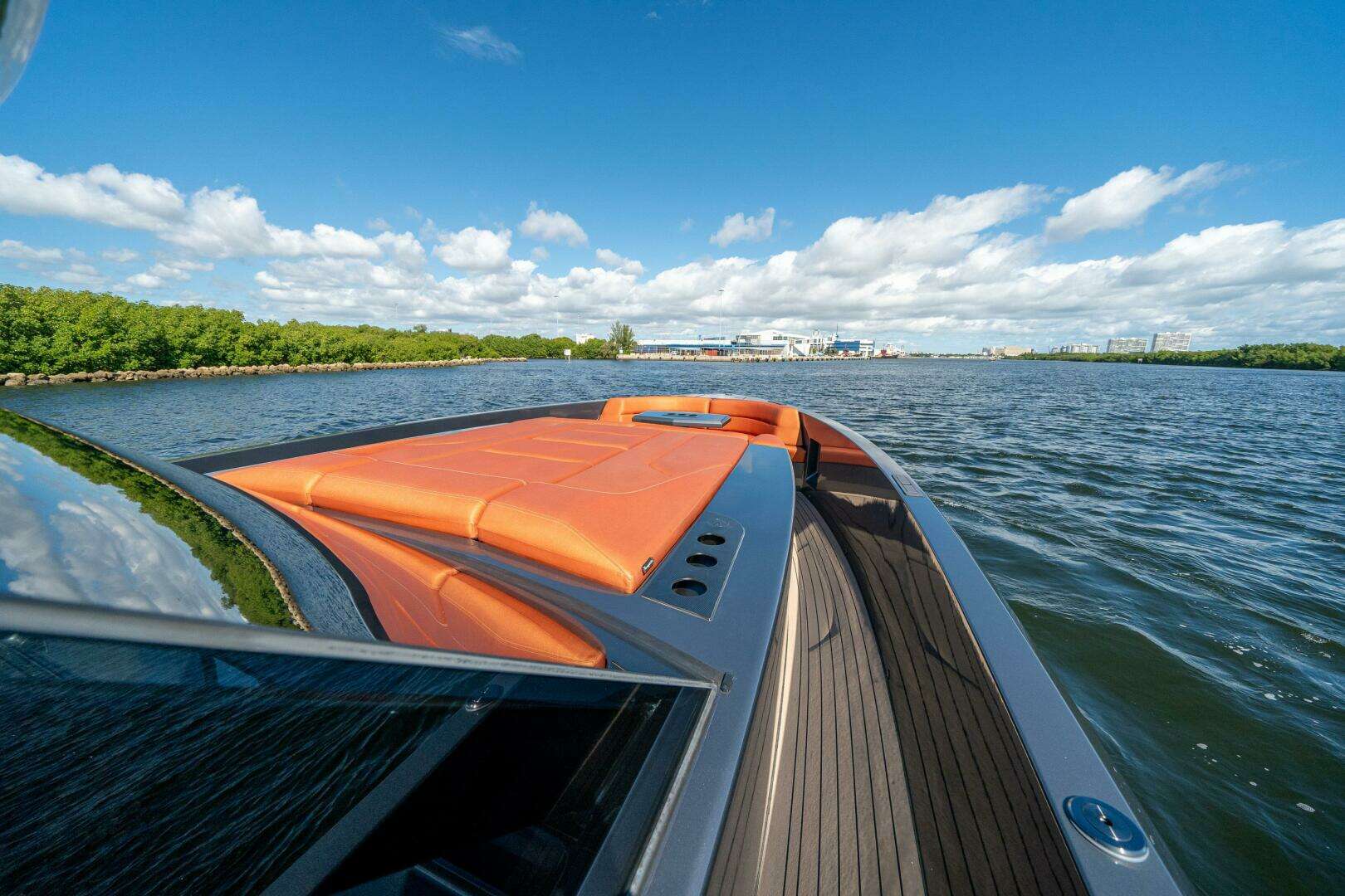 2022 Vanquish Yachts VQ45 - Image 5