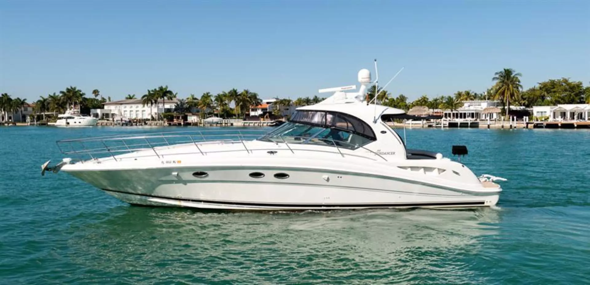 2004 Sea Ray 420 Sundancer - Image 4