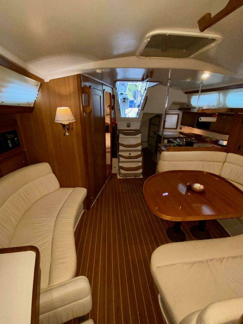 2011 Catalina MKII - Image 13