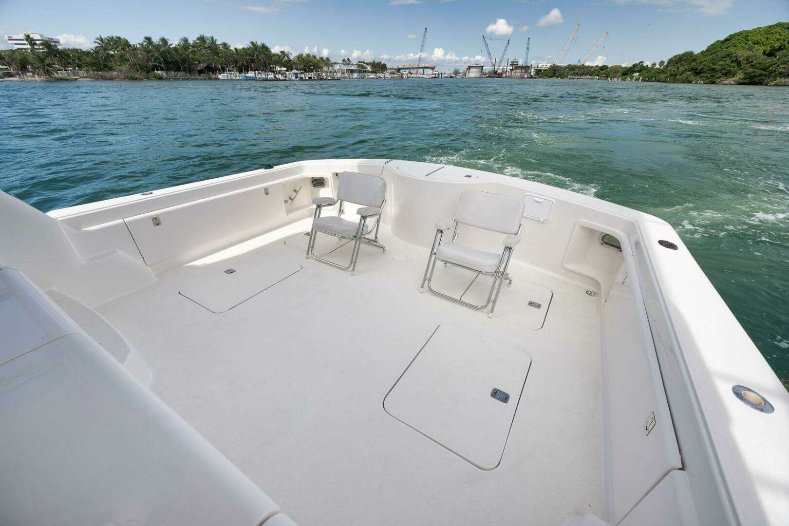 2004 Ocean Yachts 57 Enclosed Bridge Convertible - Image 19