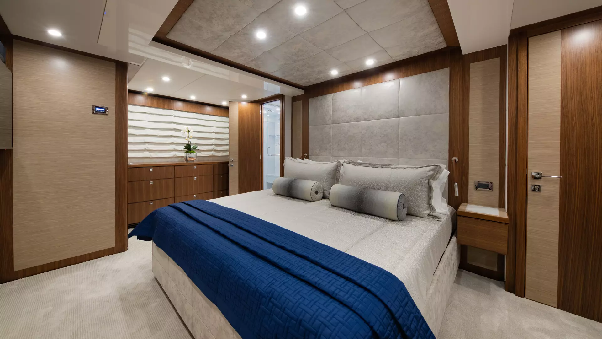2026 Hargrave Raised Pilothouse - Image 53