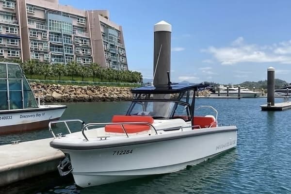 2021 Nimbus Tender 8 - Image 1