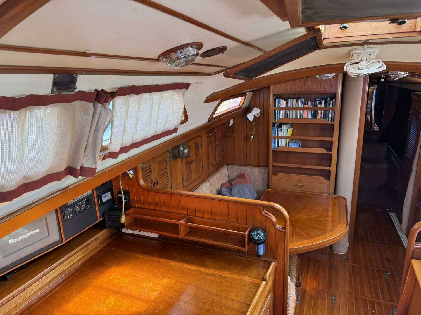 1987 Tayana 42 Vancover Aft Cabin - Image 60