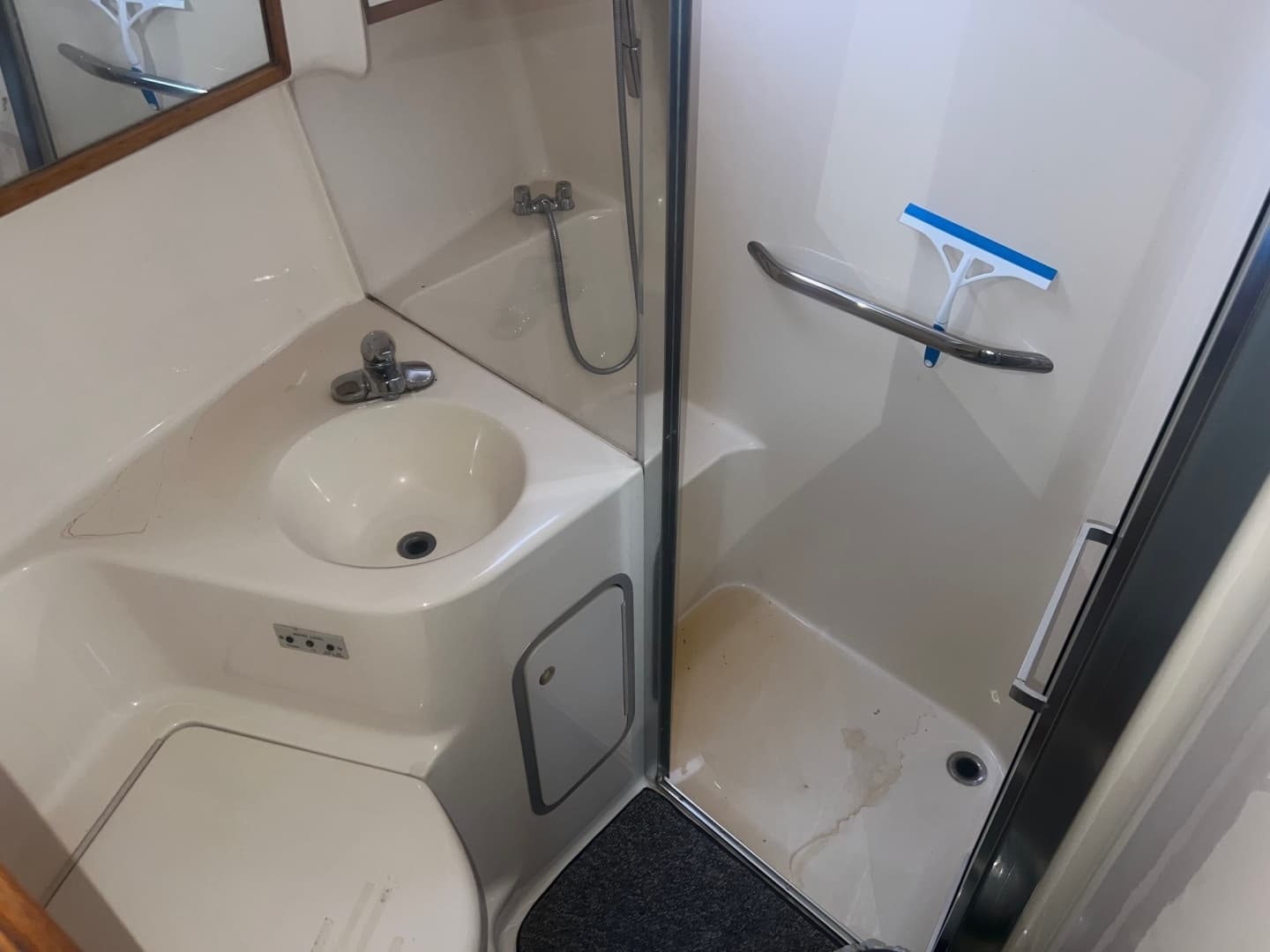 1997 Sea Ray 400 Sedan Bridge - Image 34