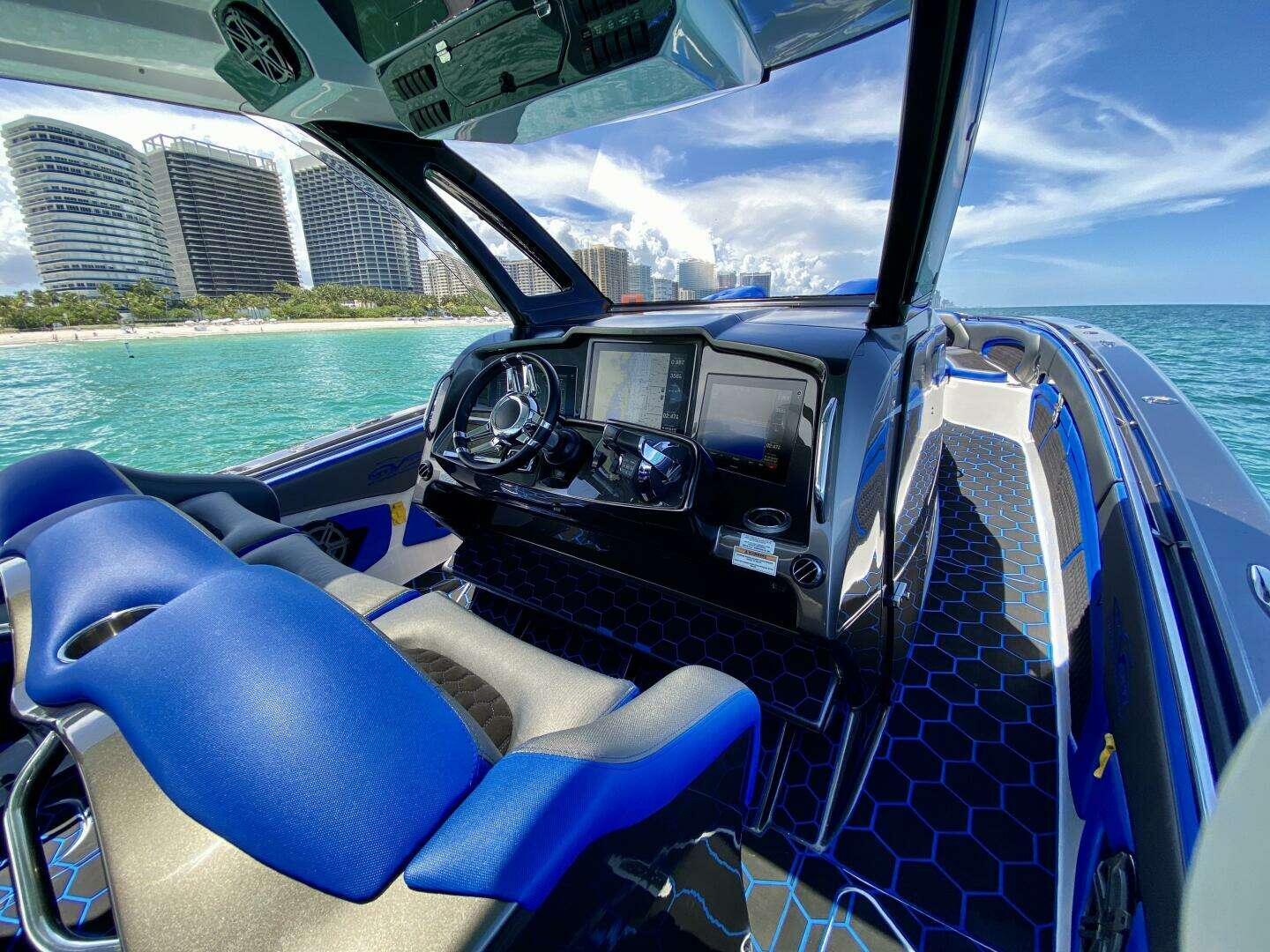 2016 MTI V42 - Image 8