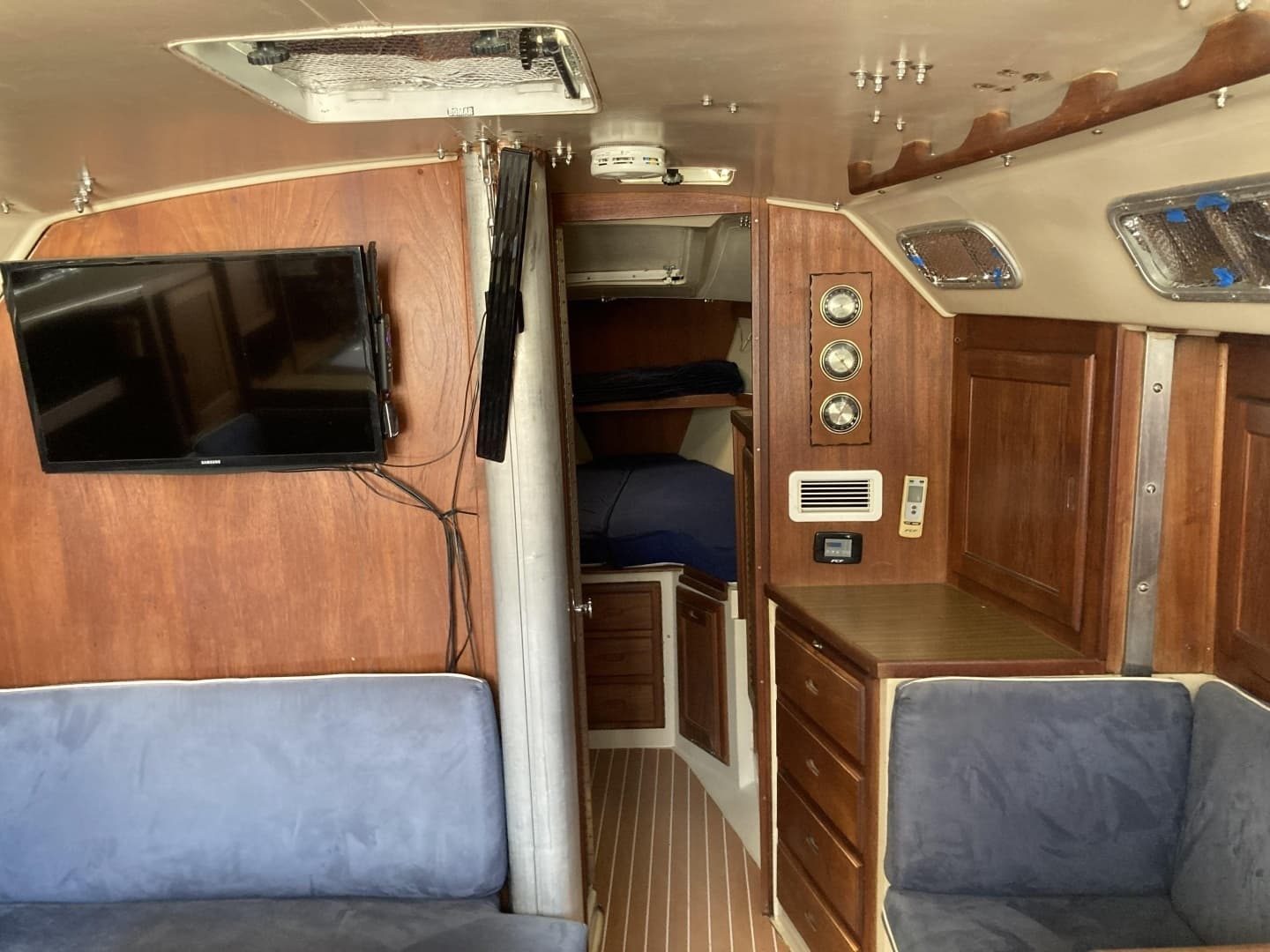 1984 Catalina 36 - Image 19