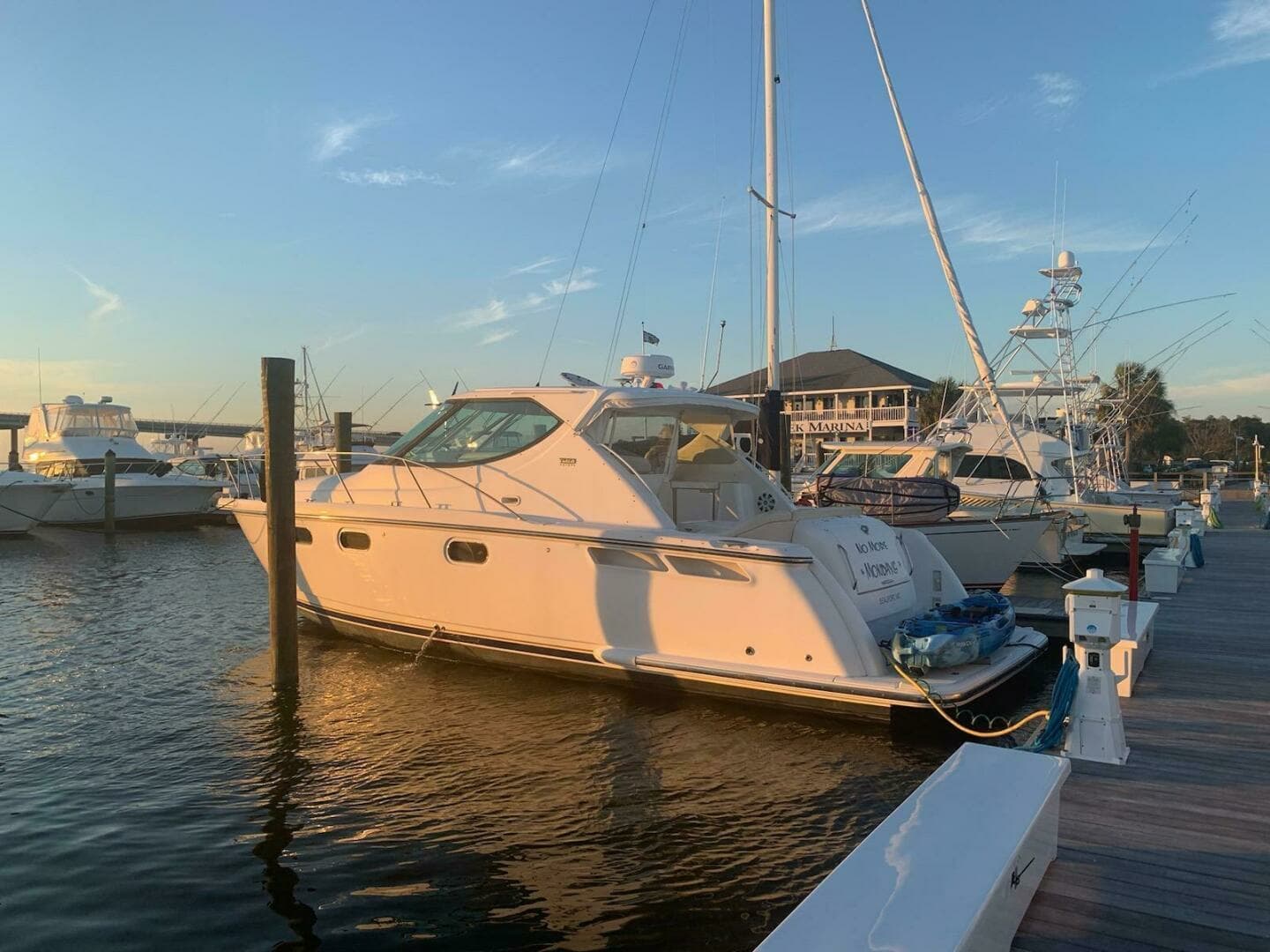 2007 Tiara Yachts 390 Sovran - Image 9