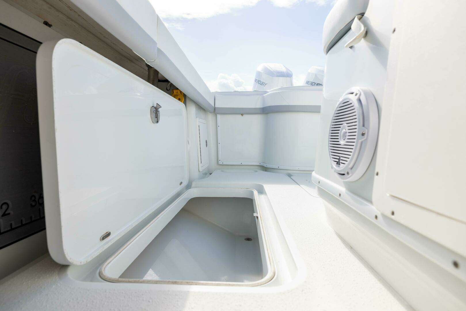 2014 Yellowfin 32 Offshore - Image 25