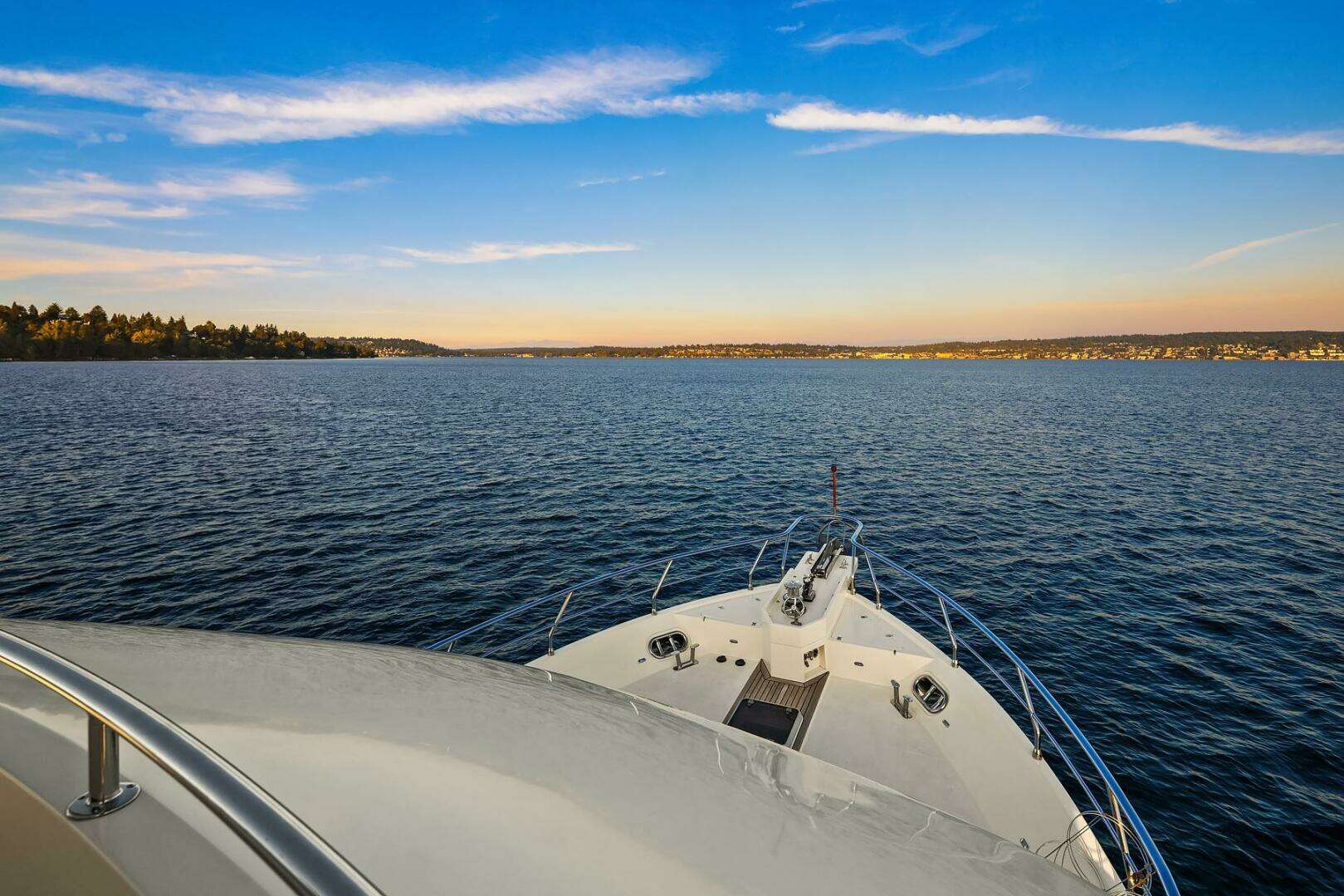 2014 Hampton 720 Skylounge LRC - Image 89