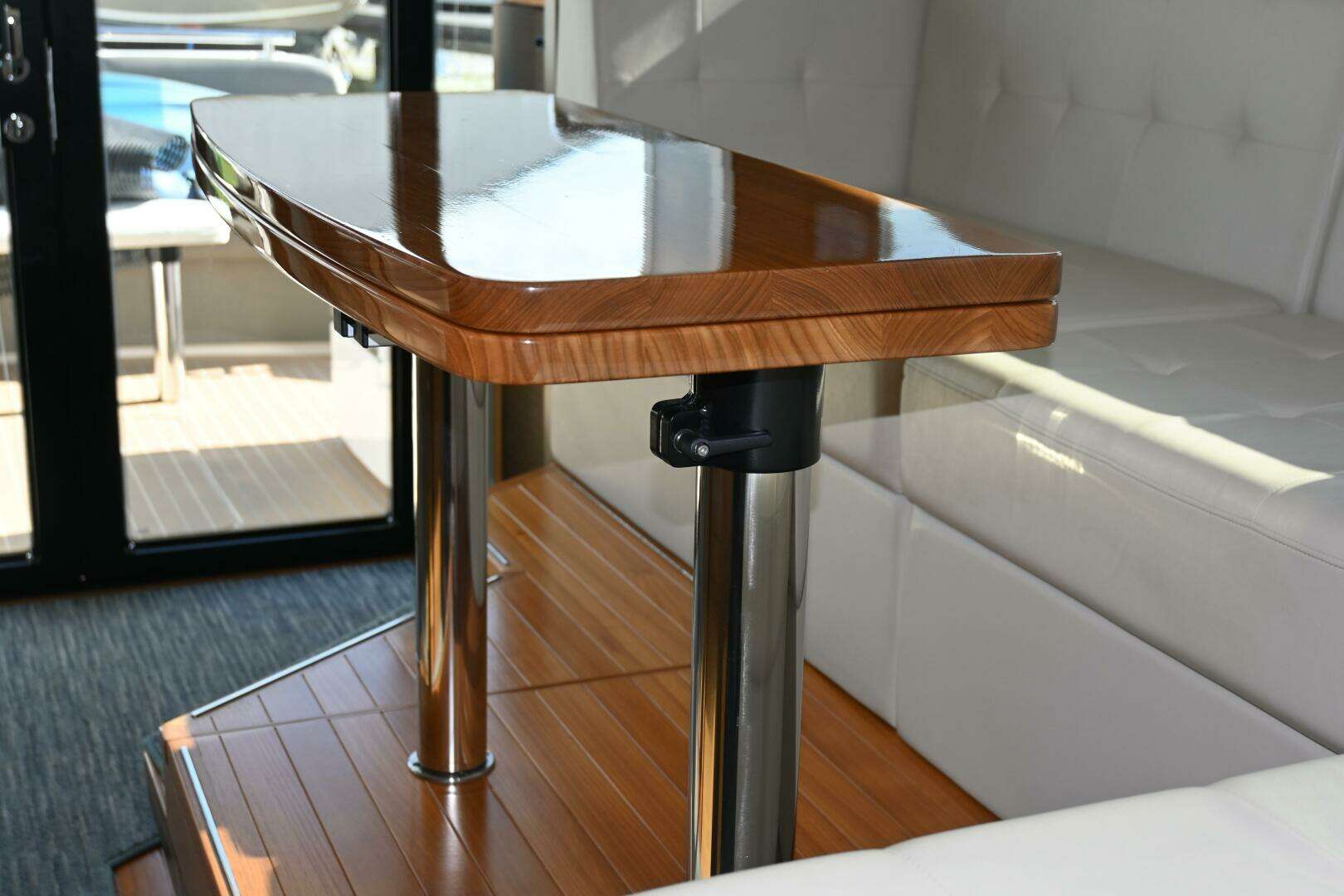 2017 Tiara Yachts 44 Coupe - Image 17