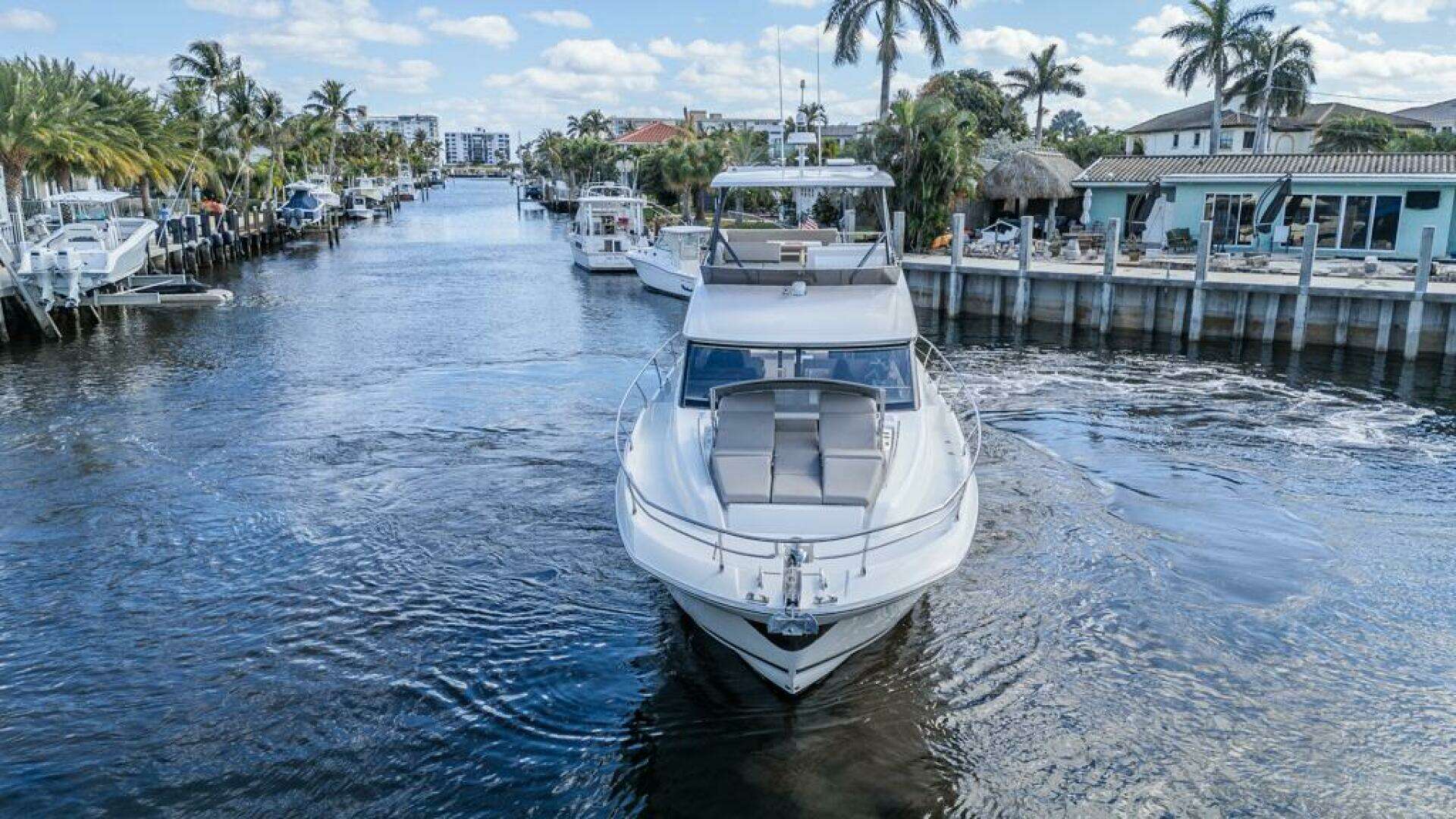 2021 Prestige 520 Flybridge - Image 5