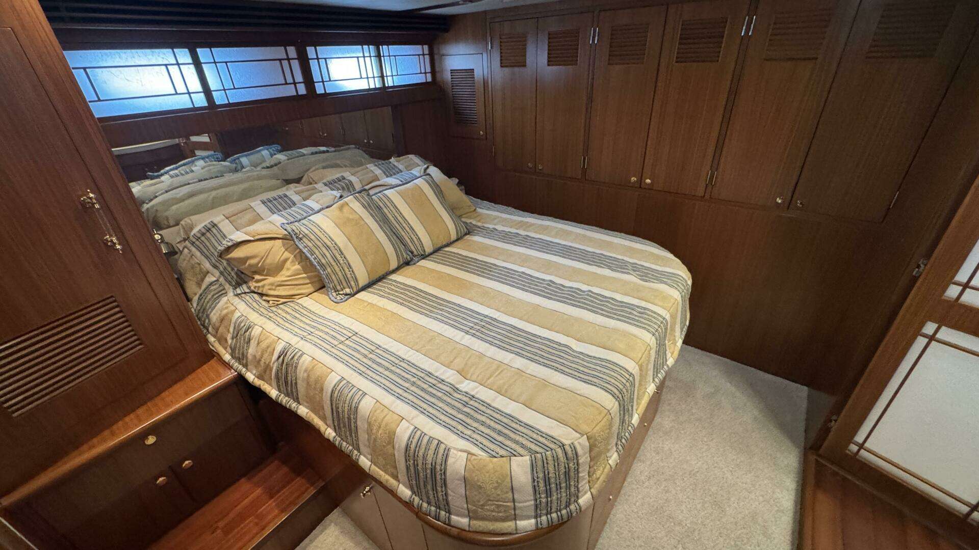 2007 Jefferson 52 Pilothouse SE - Image 31