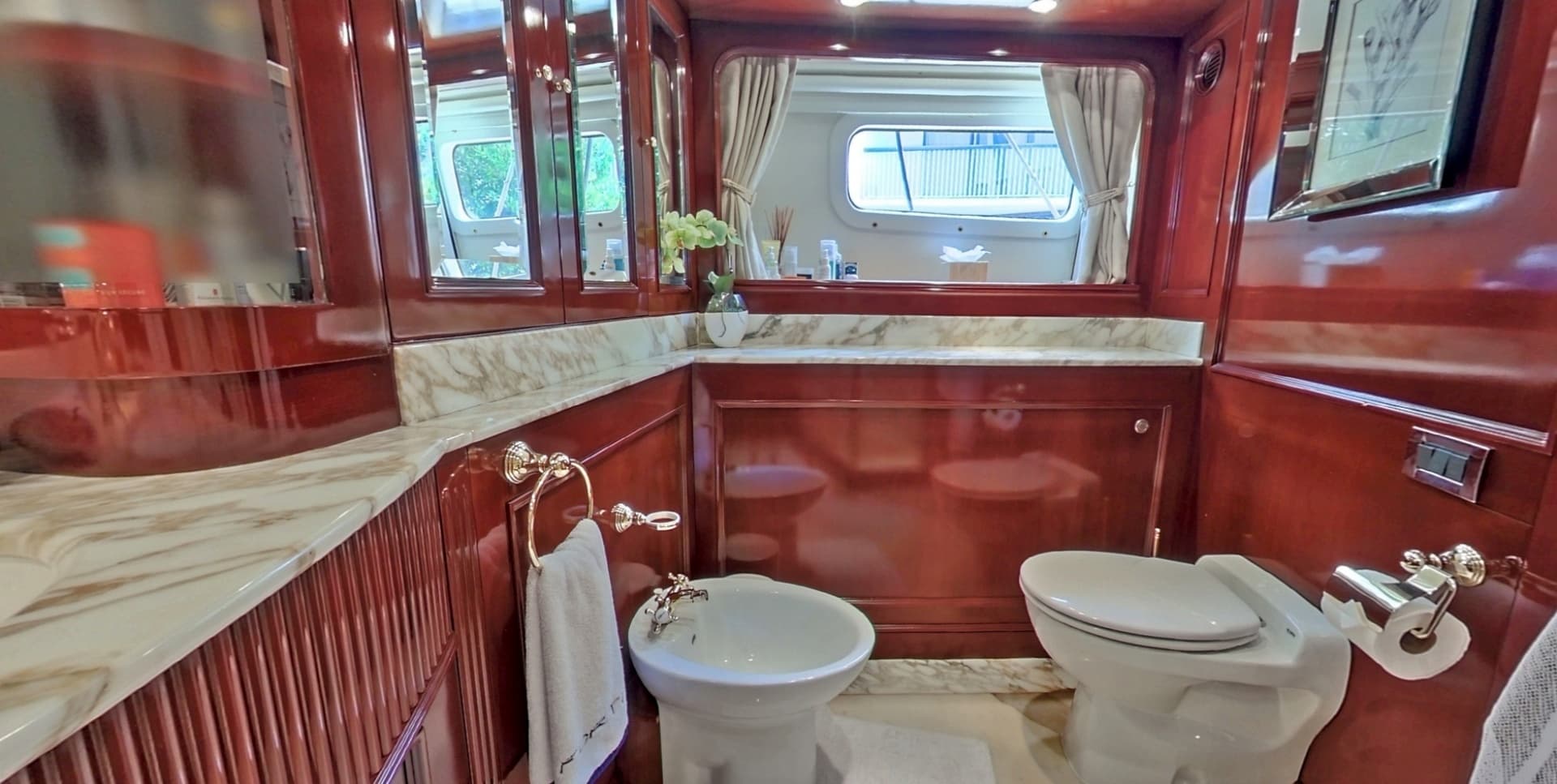 2003 Benetti 115 Classic - Image 17