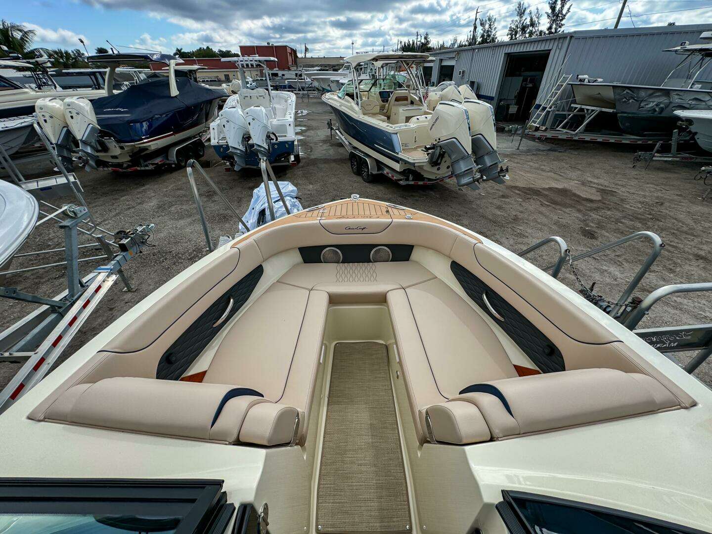 2026 Chris-Craft Sportster 28 - Image 7