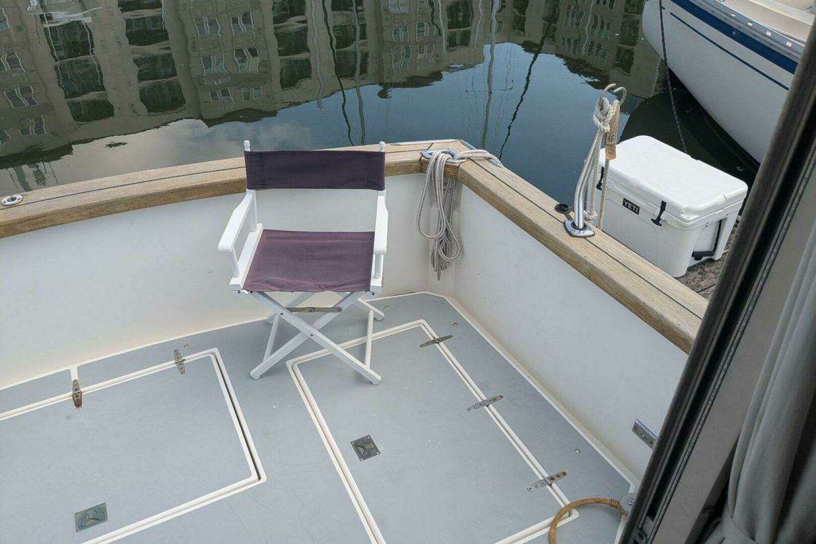1988 Cape Dory 36 Flybridge Sedan Fast Trawler - Image 10