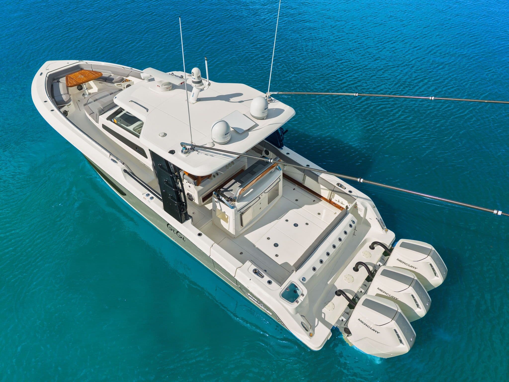 2023 Boston Whaler 420 Outrage - 14