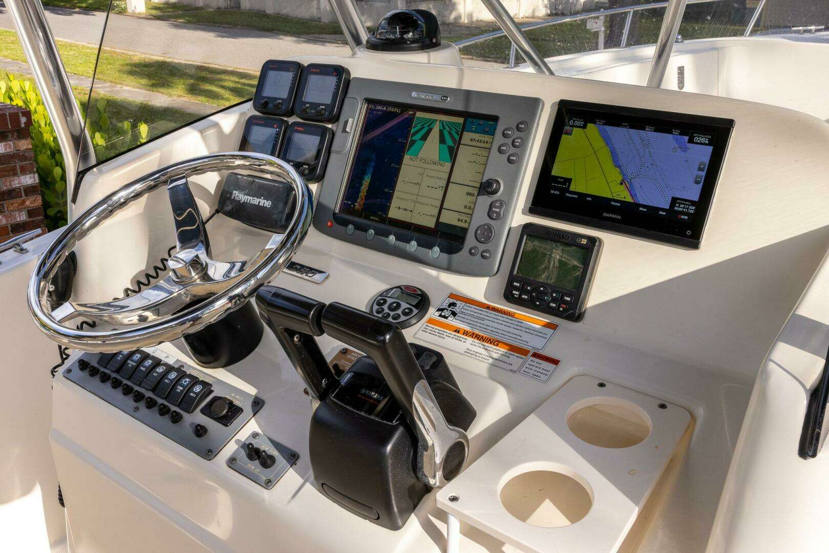 2007 Pursuit C280 - Image 6