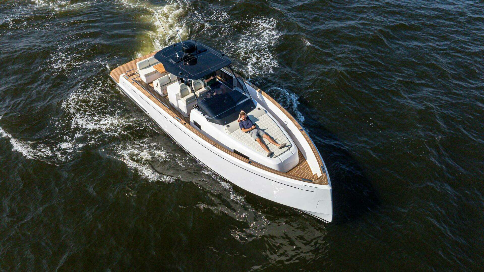 2025 Pardo Yachts 38 Walkaround - Image 8
