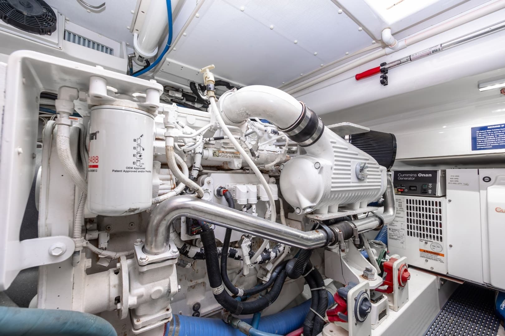 2015 Jarrett Bay Hardtop Express - Image 103