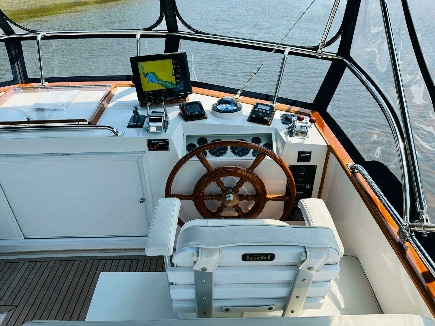 1998 Grand Banks 49 Classic - Image 109