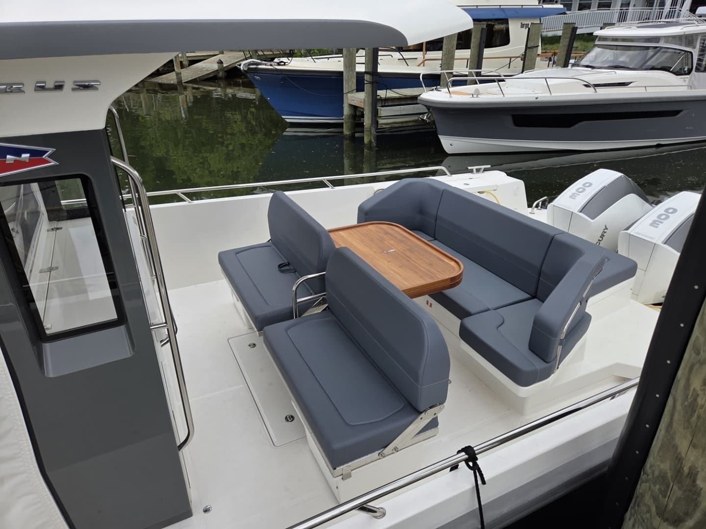 2023 Nimbus Tender 11 - Image 17