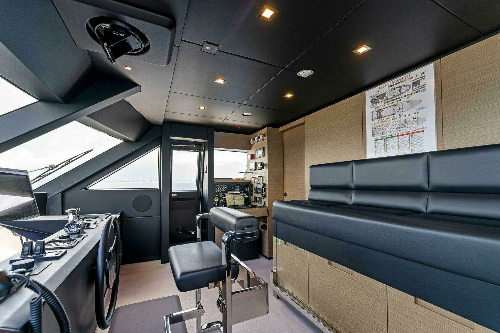 2024 Custom Line Navetta 33 - Image 53