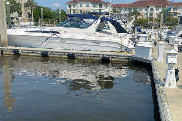 1993 Sea Ray 440 Sundancer - Image 1