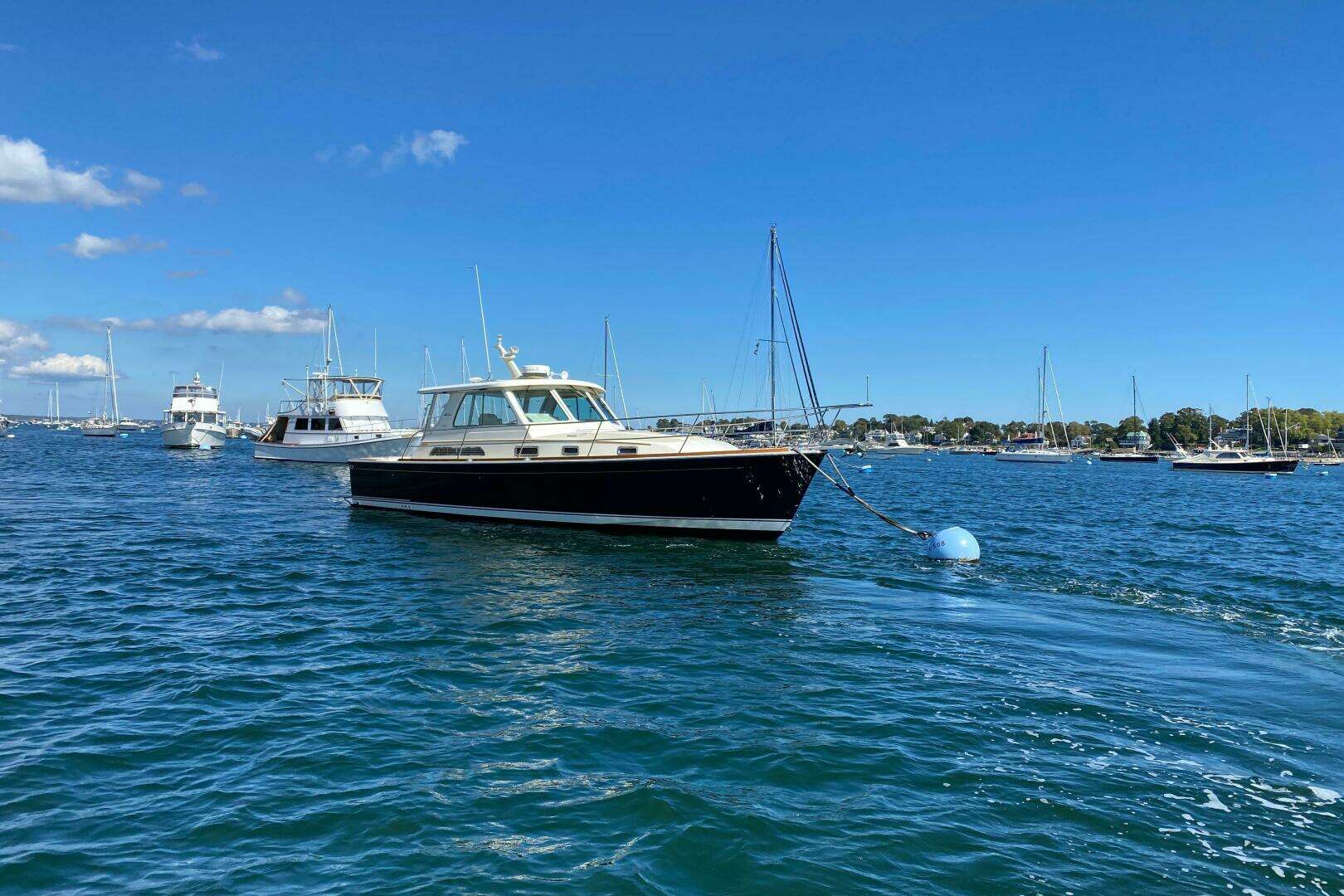 2008 Sabre 38 Hard Top Express - Image 2