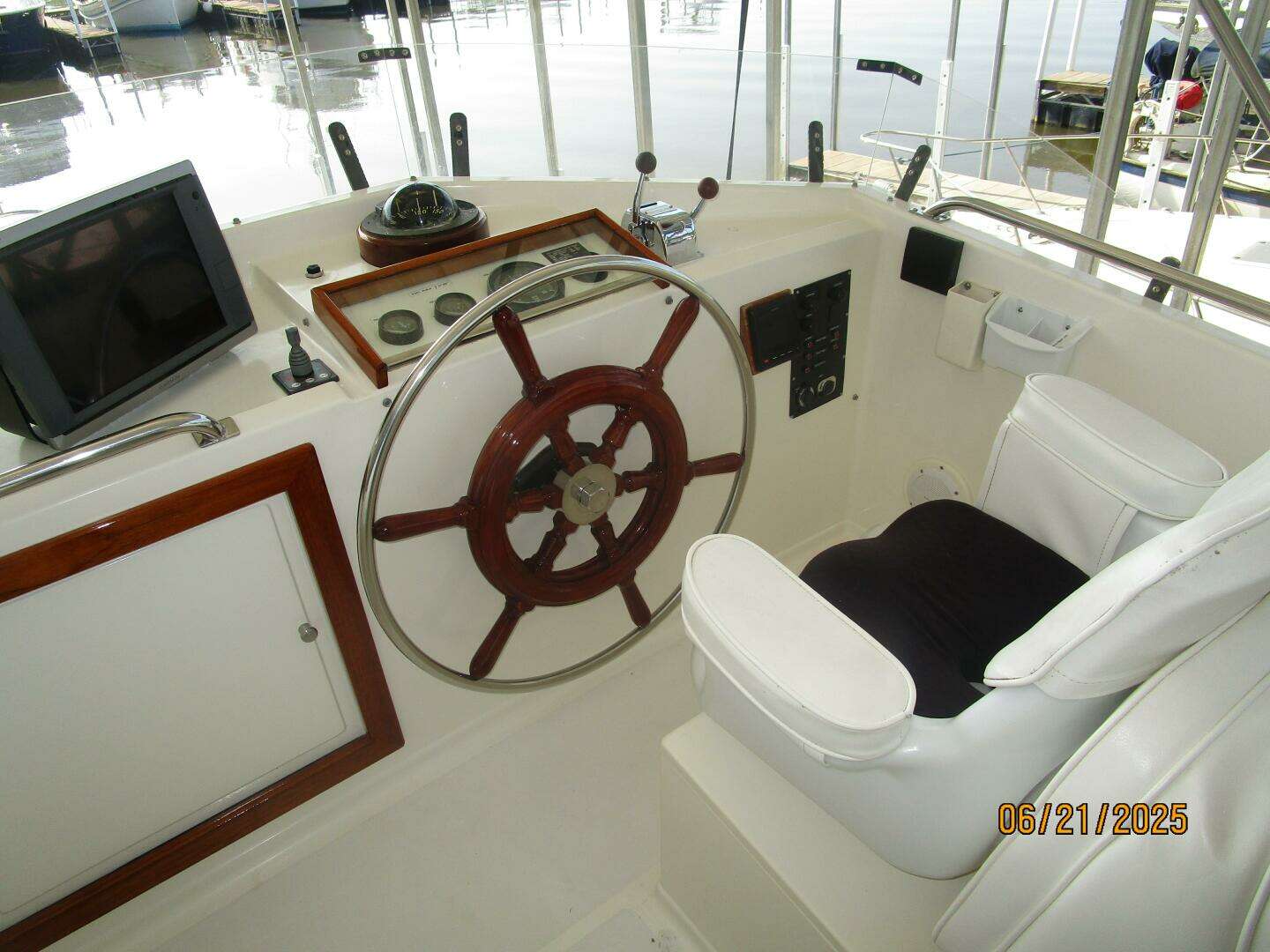 1992 Grand Banks Europa - Image 26