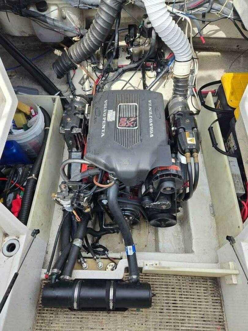 2002 Regal 262 LSC - Image 3