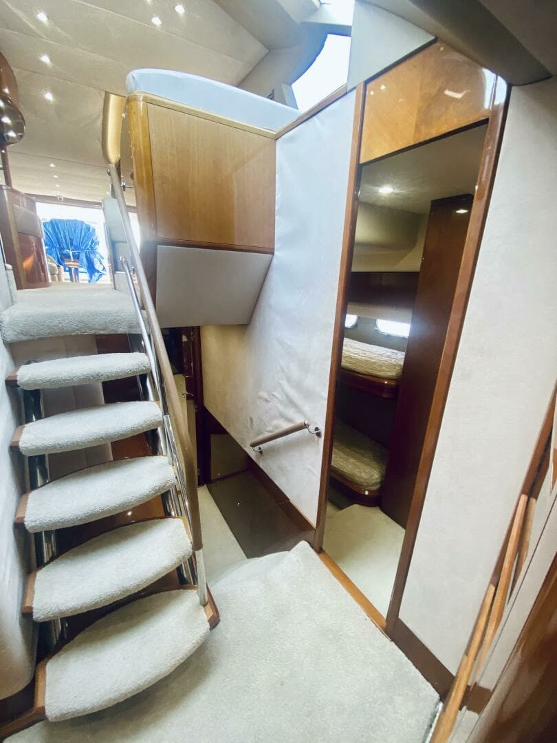 2006 Viking Princess Sport Cruiser - Image 24