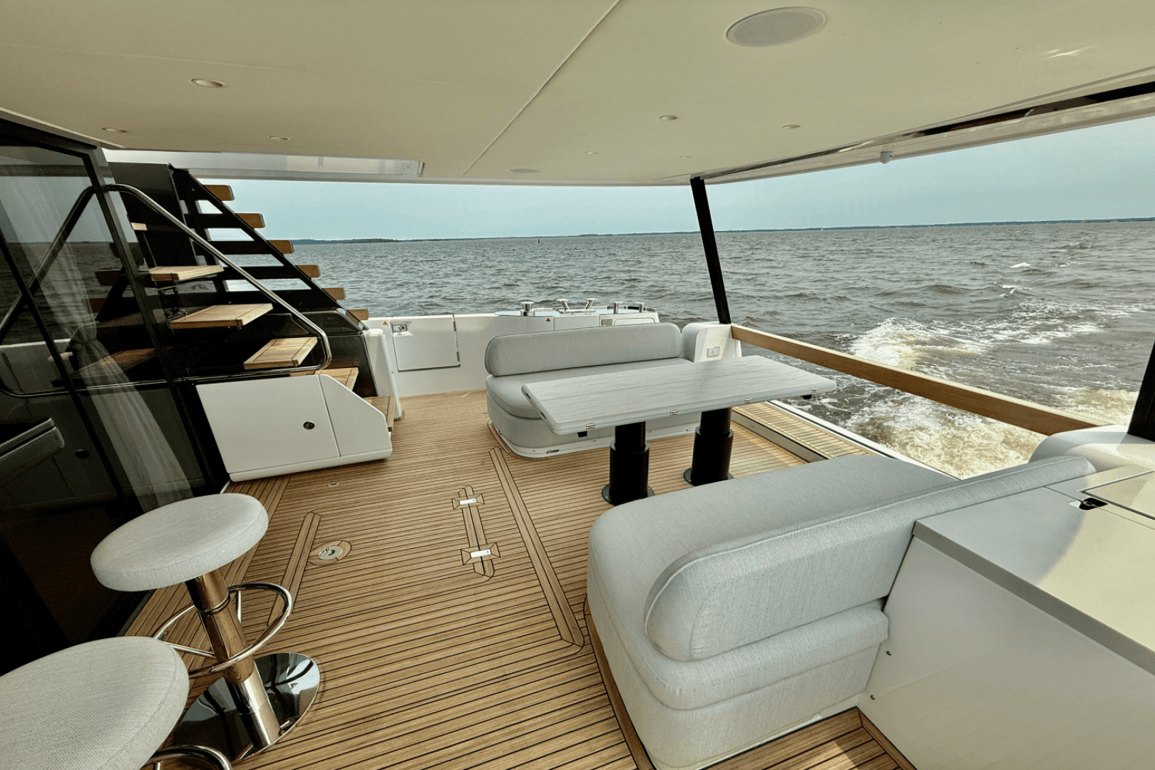 2026 Azimut Magellano 60 - Image 27
