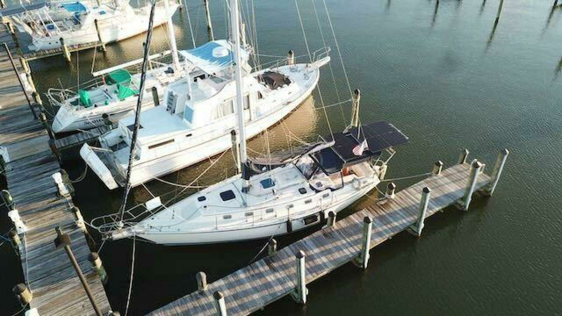 1999 Caliber 40 LRC - Image 2