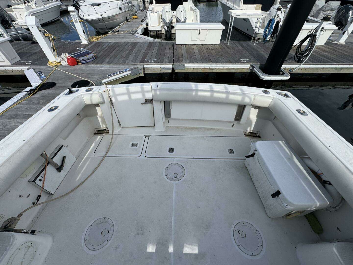 1999 Tiara Yachts 2900 Open - Image 9