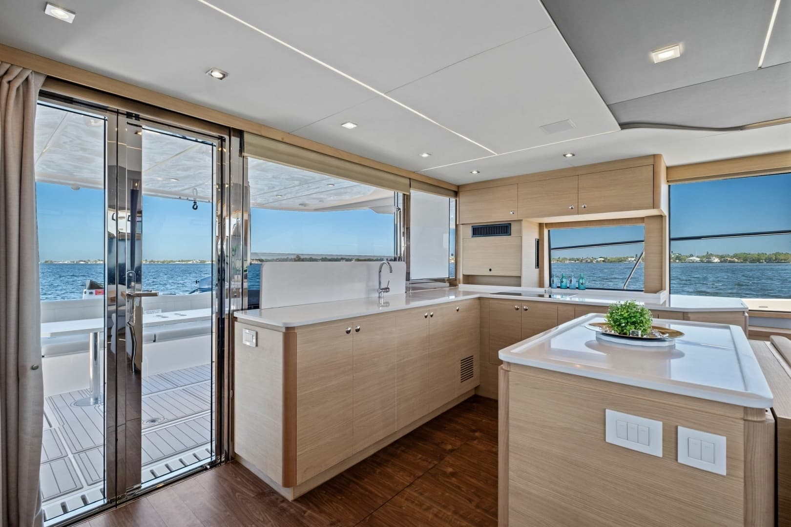 2022 Aquila 54 Yacht - Image 13