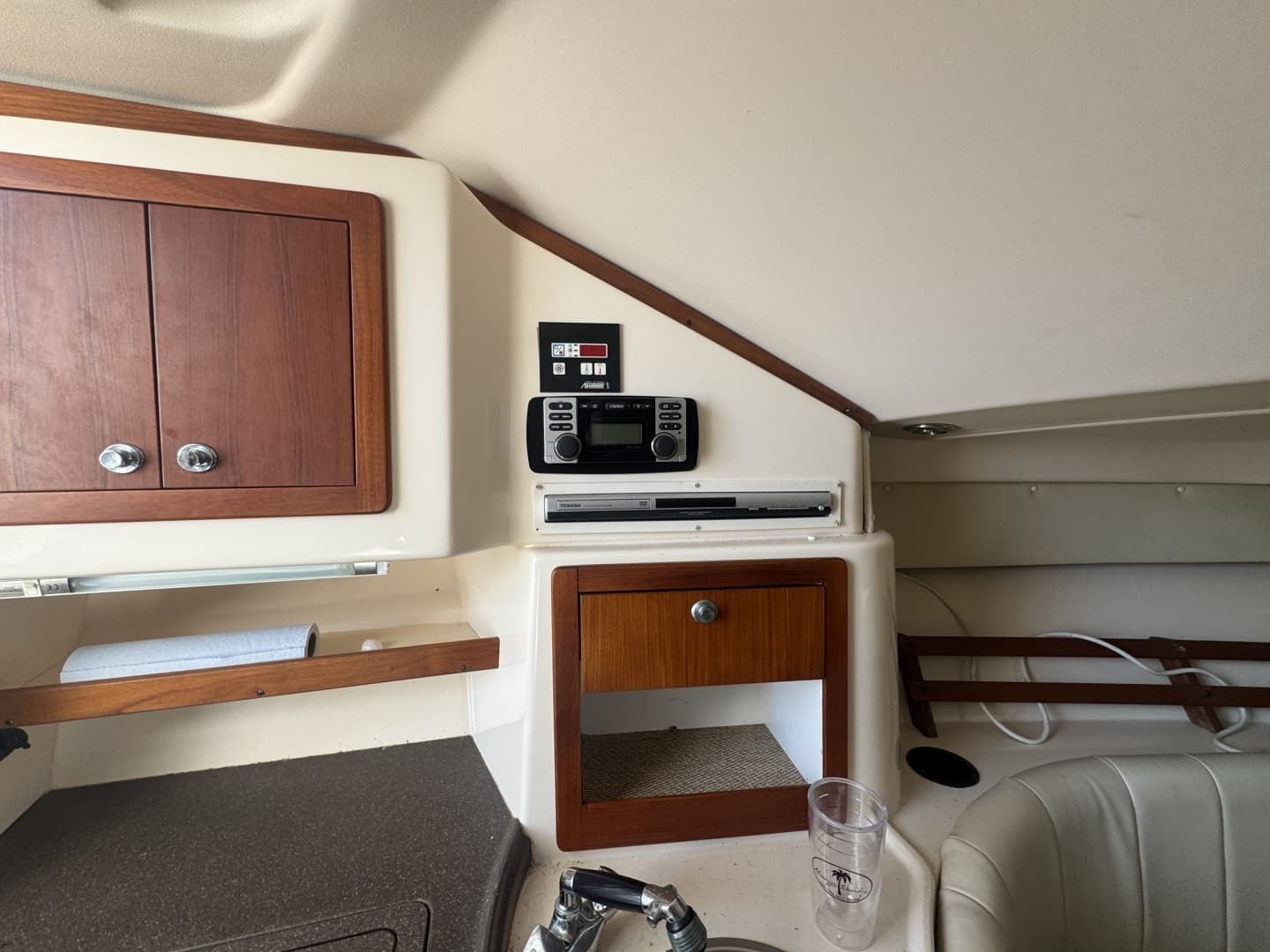 2007 Grady-White 305 Express - Image 28