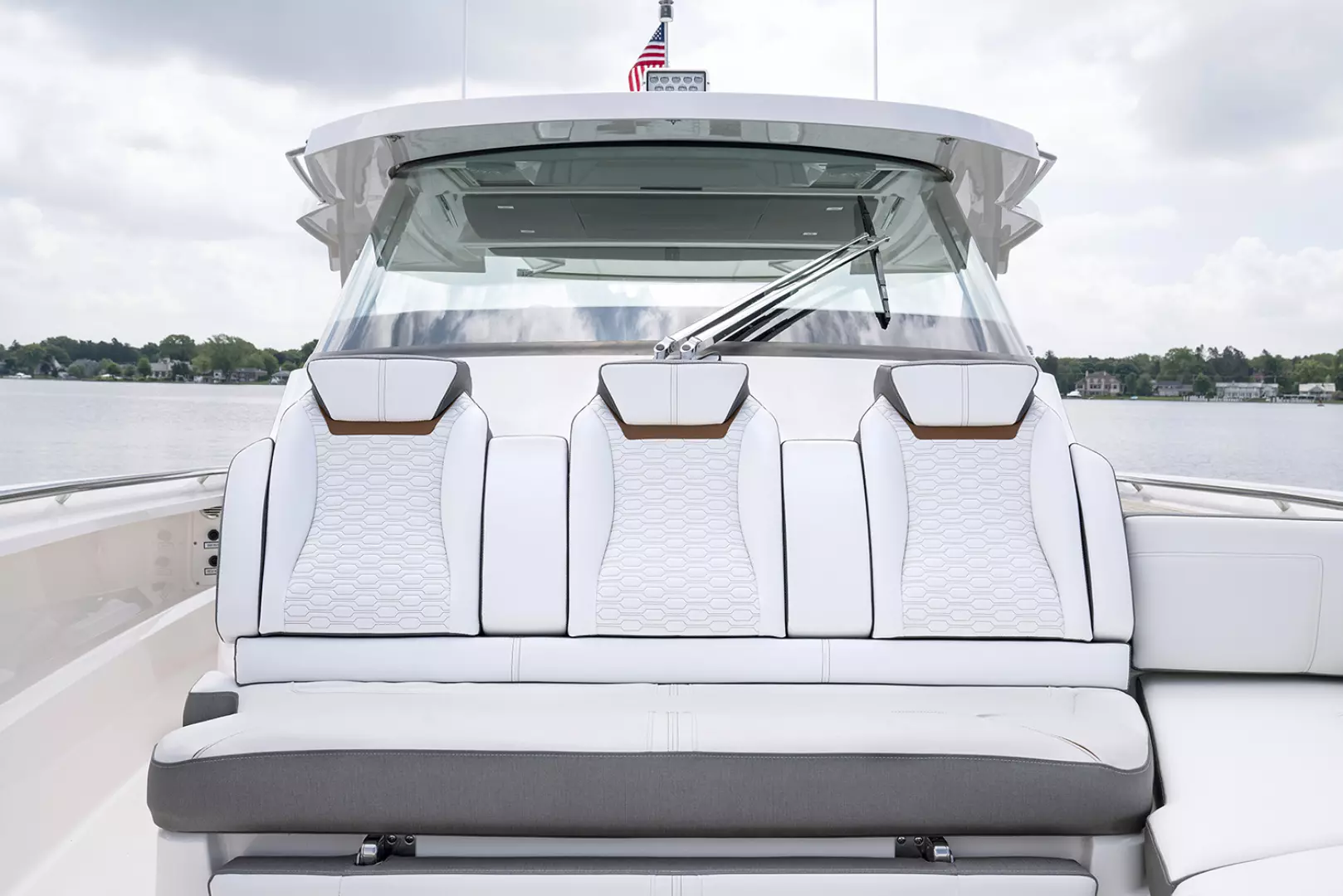 2021 Tiara Yachts 43LS - Image 13