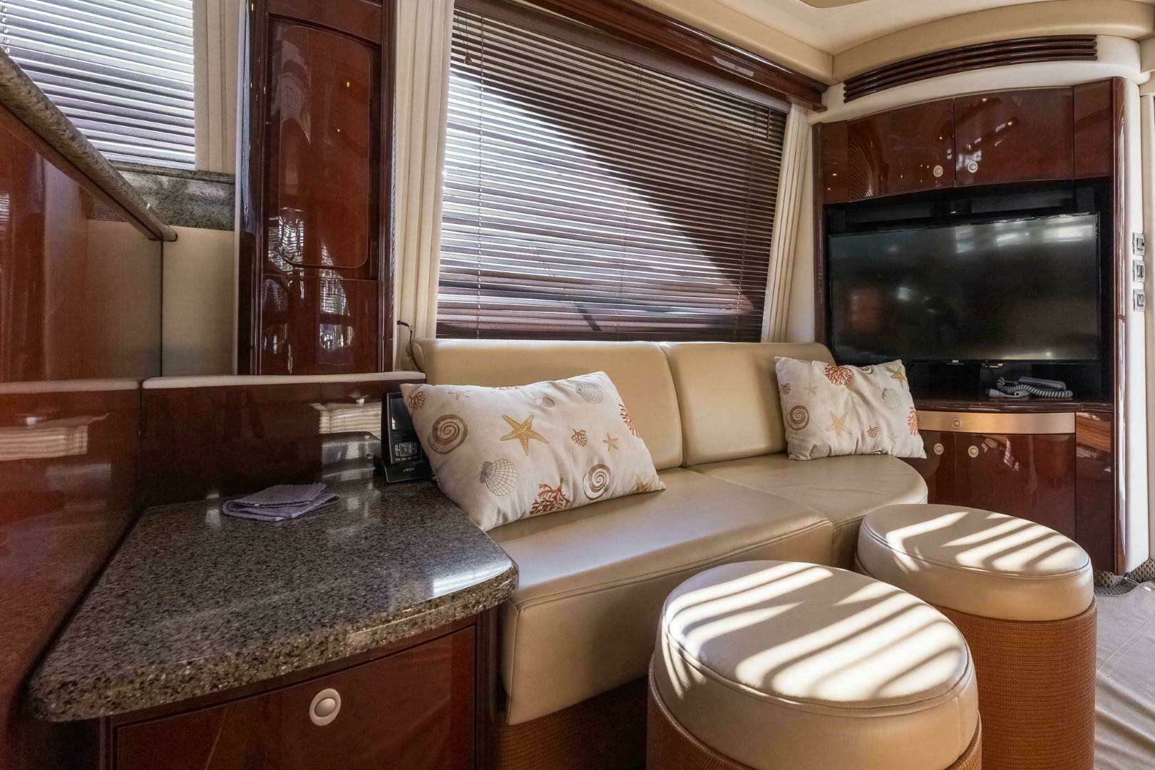 2008 Sea Ray 58 Sedan Bridge - Image 23