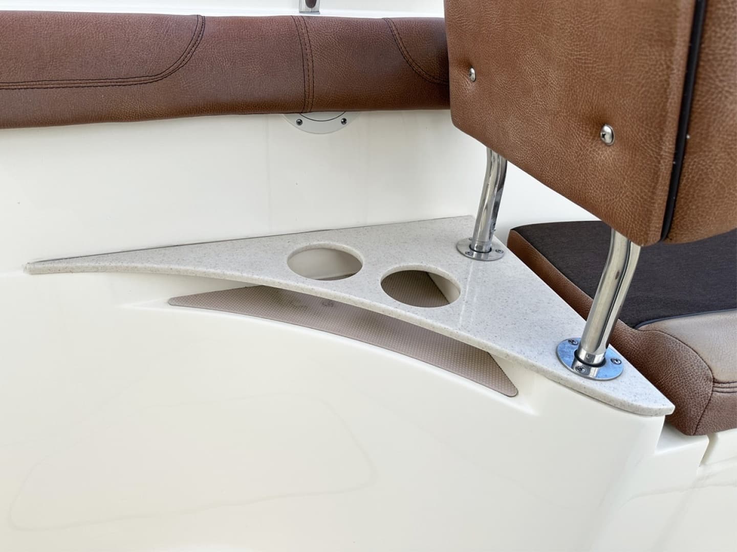 2017 Scout 255 LXF - Image 32