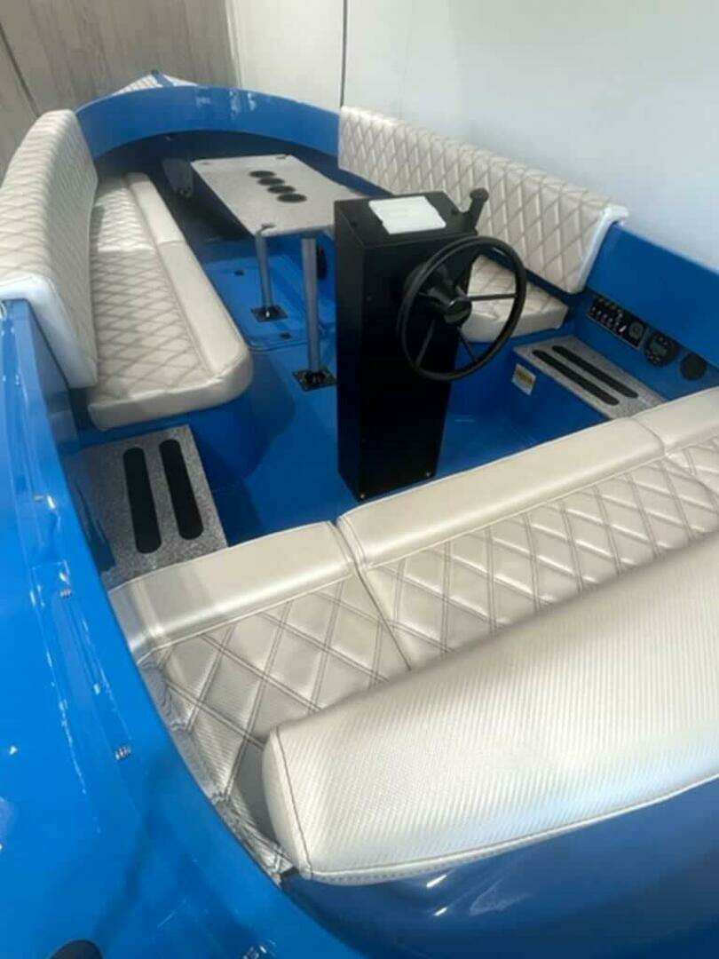 2024 Vision Fantail 217 - Image 2