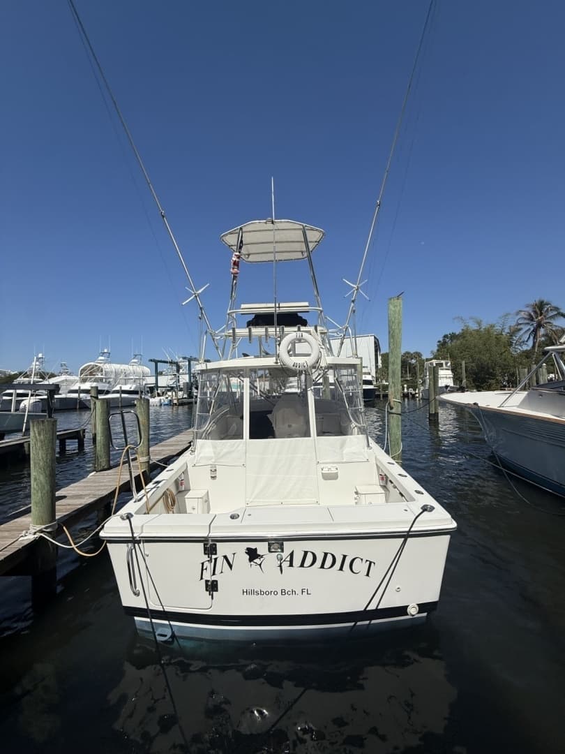 2000 Luhrs — - Image 24