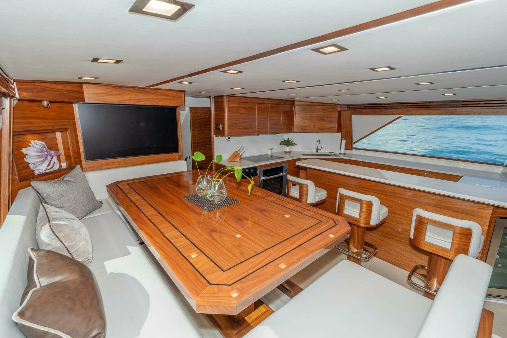 2025 Viking 90C - Image 25