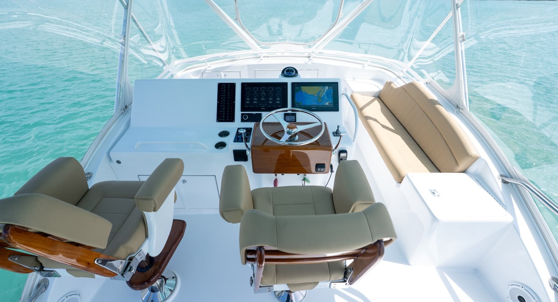 2000 Hatteras 50 Convertible - Image 42