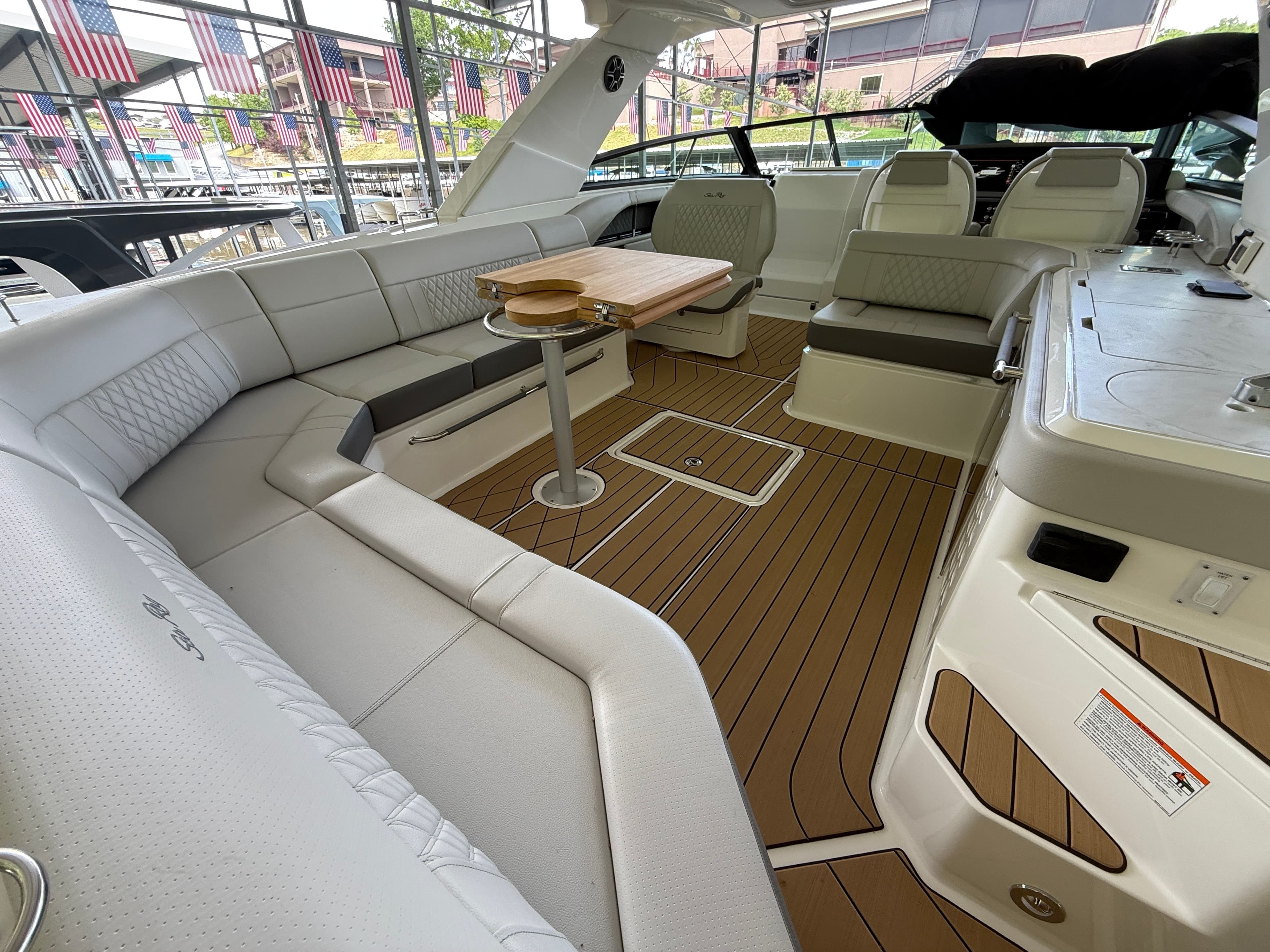 2026 Sea Ray SLX 400 Outboard - 32